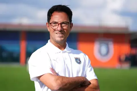 من مهامه تغيير المدرب.. من هو ماركو بيتزايولي الأقرب لتولي المدير الفني باتحاد الكرة؟